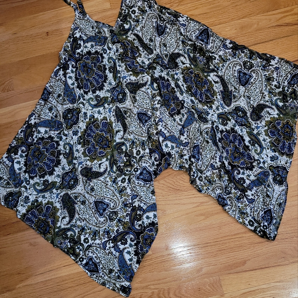 Clothes Bundle - image 7